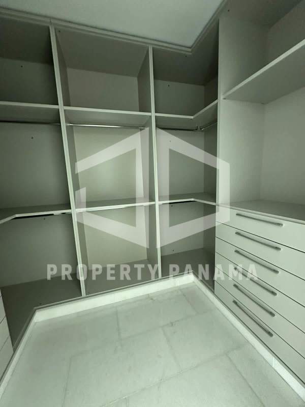 Bright modern kitchen with granite countertops at PH Pacific Point Punta Pacífica Panama City