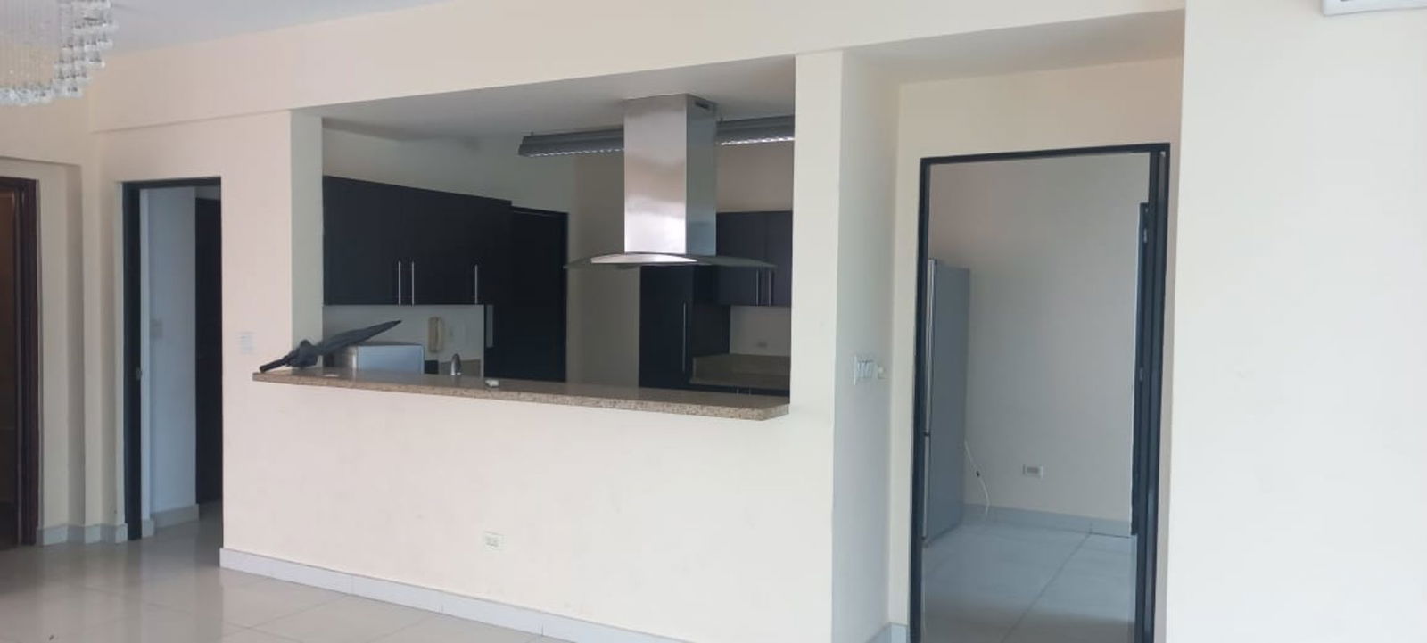 Modern bedroom with closet and ensuite bathroom in PH Keops Tower San Francisco Panama