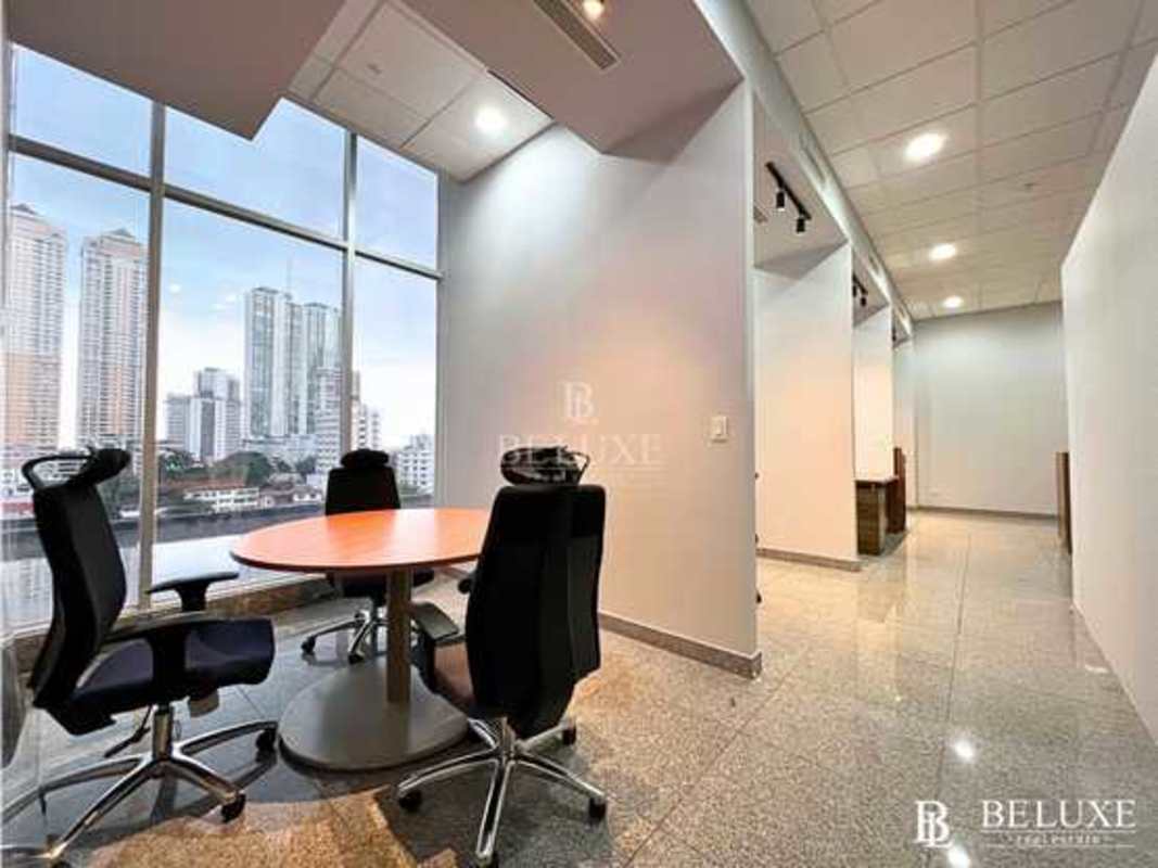 Corporate office reception with modern design in Habitats Plaza Bella Vista Panama City