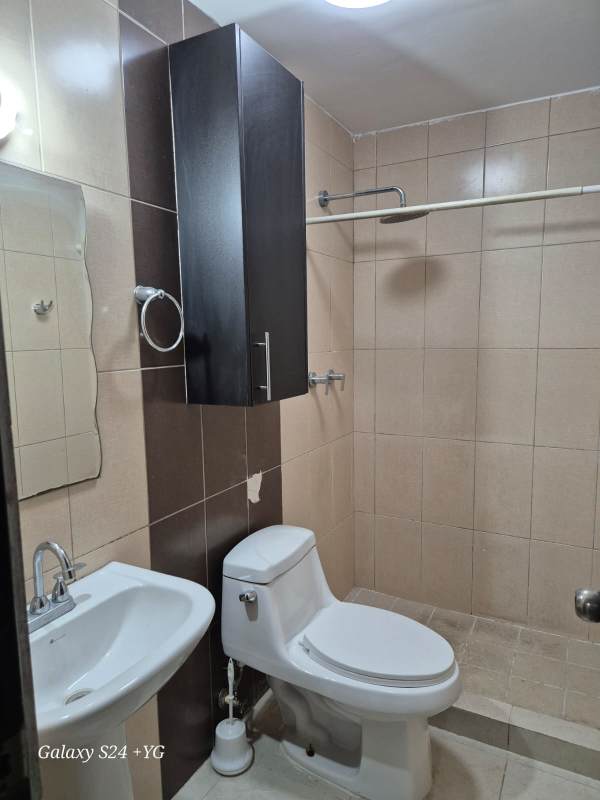 Secondary bedroom with ceramic floor and window PH La Loma Tower Panama City