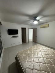 Apartment for Sale in San Francisco - 2 bedrooms