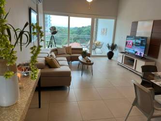 Beachside 3BR Condo Punta Barco with Pool & Gym