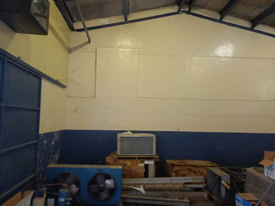 Warehouse with Cold Storage and Backup Power Curundu Panama