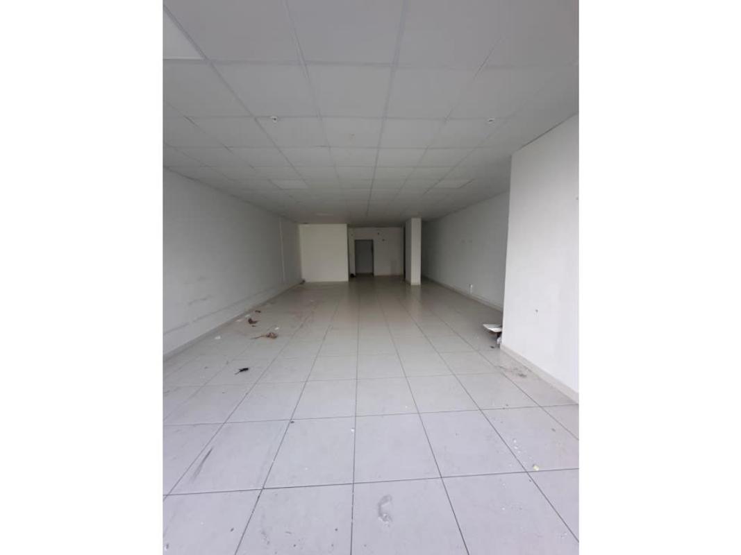 Expansive open plan commercial locale tiled flooring PH Alegria Bella Vista Panama