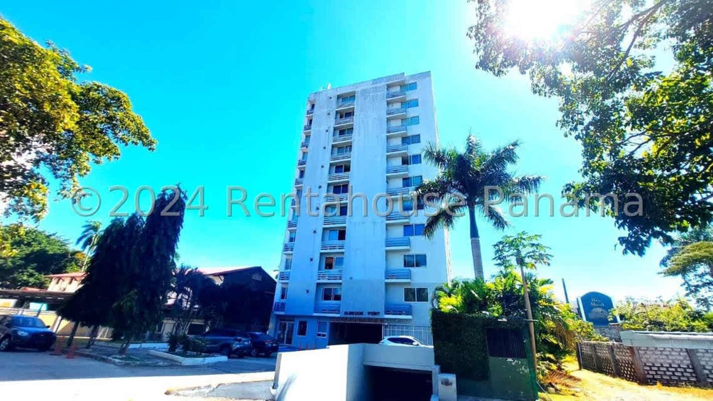 Modern 2BR Apartment with Balcony in PH Albrook Point Panama