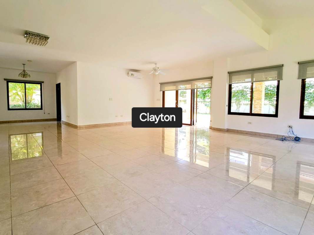 Luxury 4BR Home for Rent in Senderos Camino de Cruces Clayton - View 2