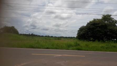 Large cleared land lot with roadside access in Aguadulce Panama ready for development