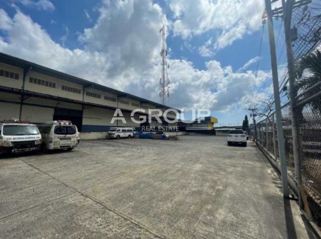 Exterior facade of industrial warehouses with loading bays at PH Galeras El Crisol II El Crisol Panama City