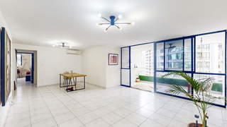 Apartment for Sale in San Francisco - 3 bedrooms