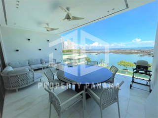 Apartment for Sale in San Francisco - 3 bedrooms