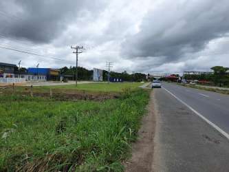Vacant roadside plot along Penonomé main road suitable for retail or housing Panama
