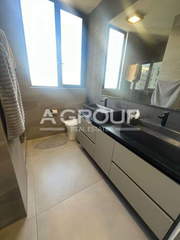 Apartment for Sale in San Francisco - 3 bedrooms