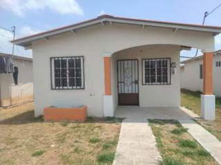 House for Rent in Barrio Colón - 3 bedrooms