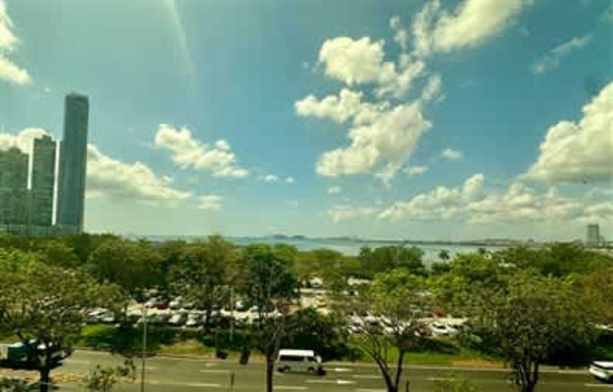 Ocean View Office for Sale PH Plaza Balboa Avenida Balboa Panama