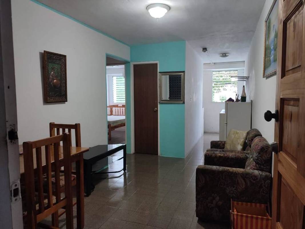 Traditional living dining room in affordable apartment with tiled floors PH Morya Panama City