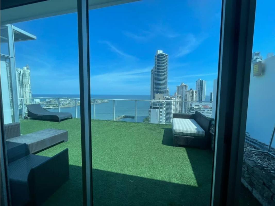 Compact closet small media room TV storage PH Pacific Sky Panama