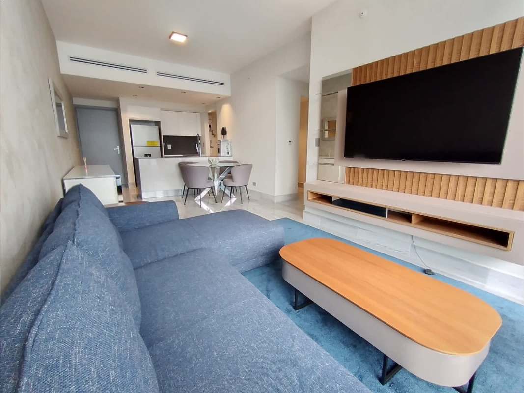 Modern kitchen with granite countertops and appliances at PH BICSA Financial Center Panama