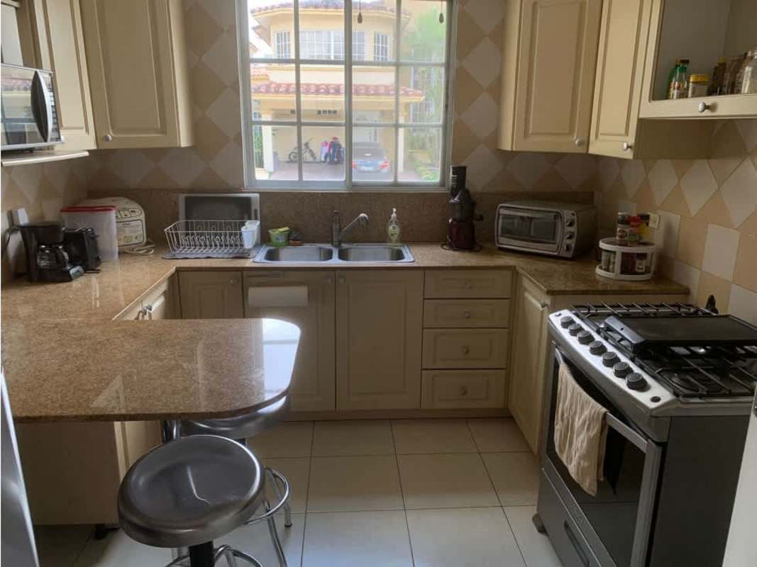 Spacious 3BR Family House in Condado del Rey Panama
