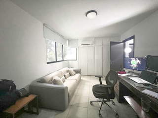 Apartment for Sale in San Francisco - 3 bedrooms