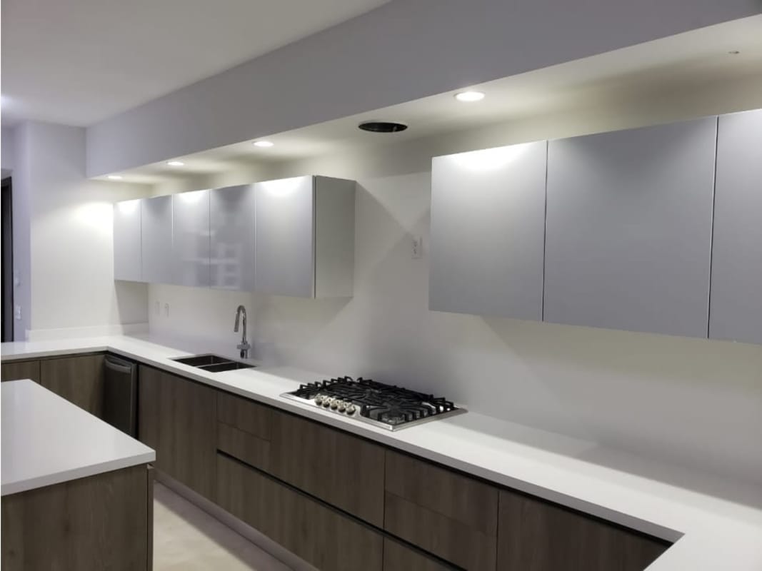 Infinity edge pool with panoramic skyline and golf views in PH Green Garden Santa María Panama