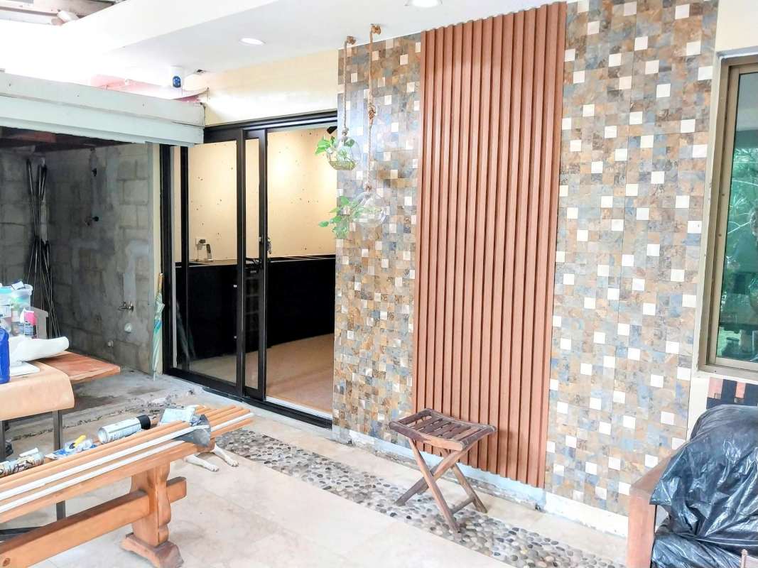 Luxury bathroom with double vanity and jacuzzi bath in renovated house Clayton Panama