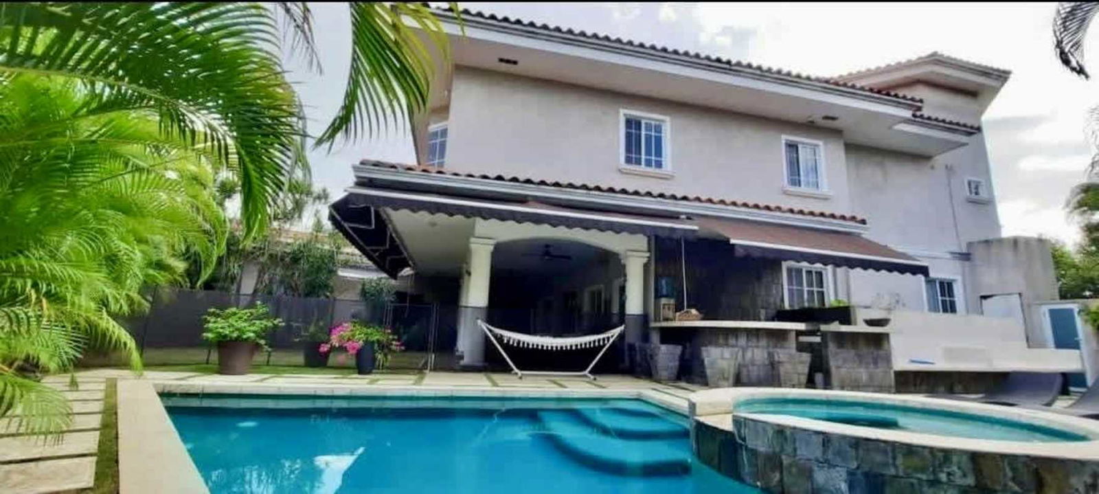 Spacious modern kitchen with island, luxury finishes and stainless steel appliances in Costa del Este Panama