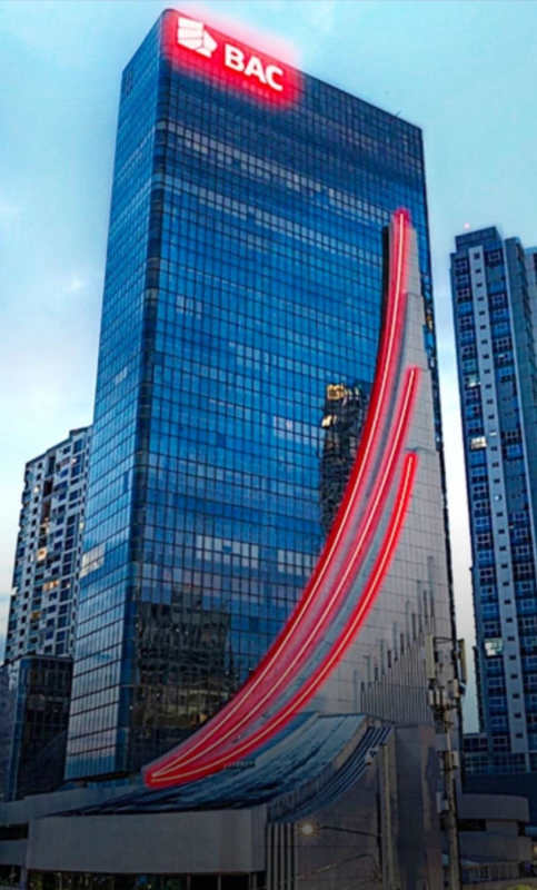 Modern colorful office workspace with meeting table Torre BAC Panama City