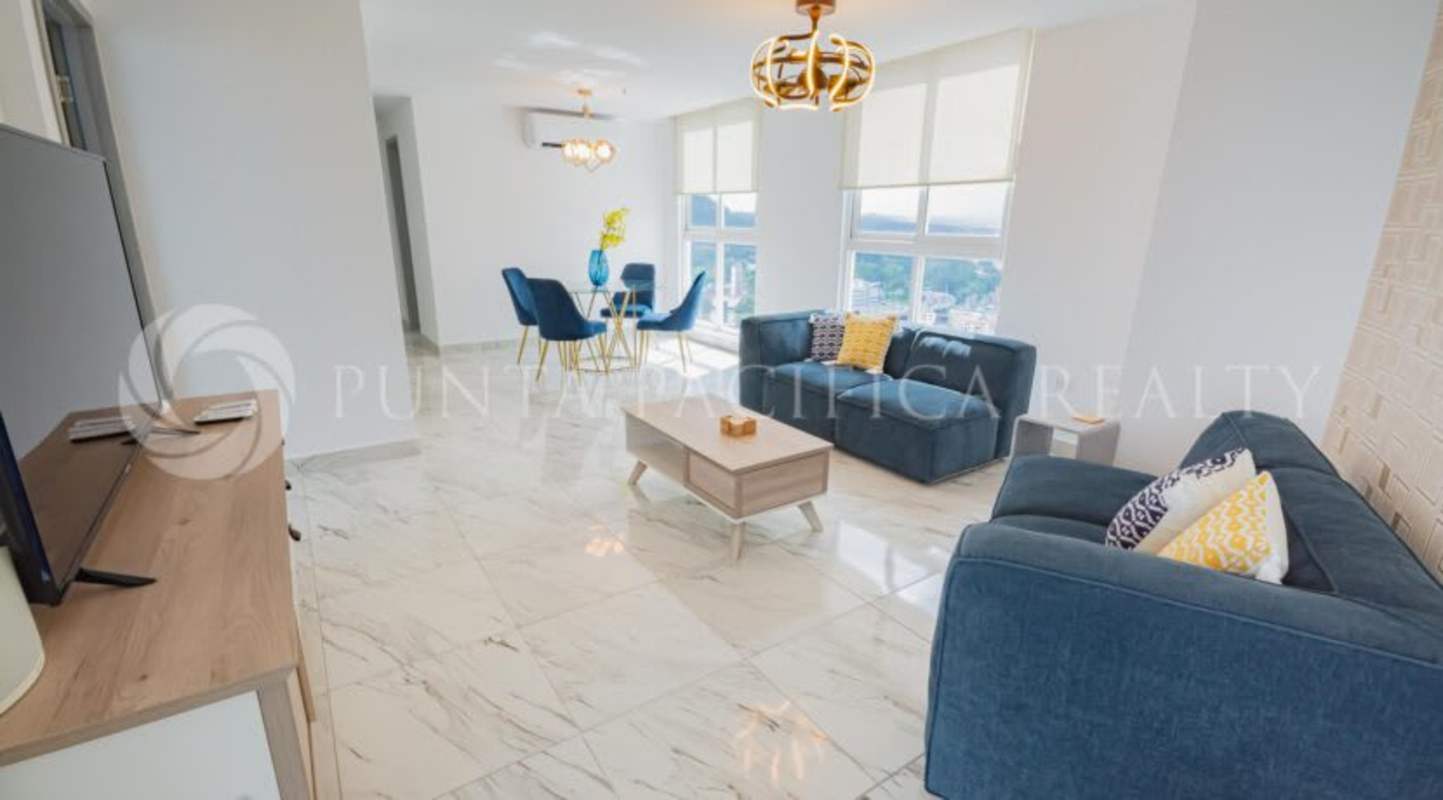 Contemporary kitchen with granite counters, appliances in PH The Sands Avenida Balboa Panama