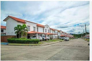 Townhouse for Sale in Villa Zaita - 3 bedrooms