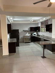 Duplex House for Sale & Rent in Ancón - 4 bedrooms