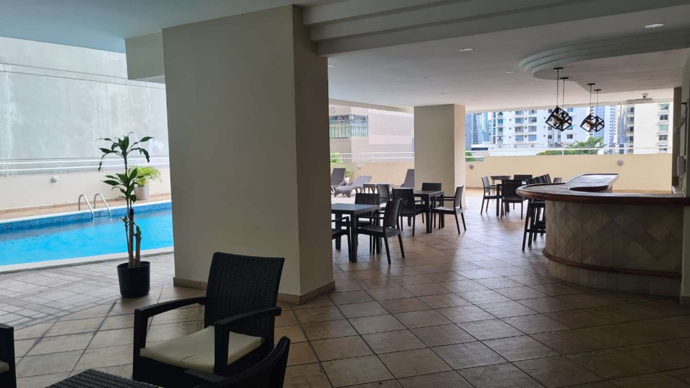 Outdoor social pool building amenities Obarrio Panama PH Brisas Obarrio