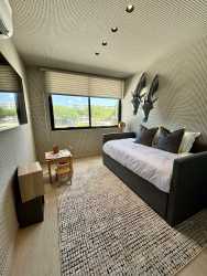 Large master bedroom with ensuite bathroom, AC ready, natural light in PH Imaterra townhome Panama