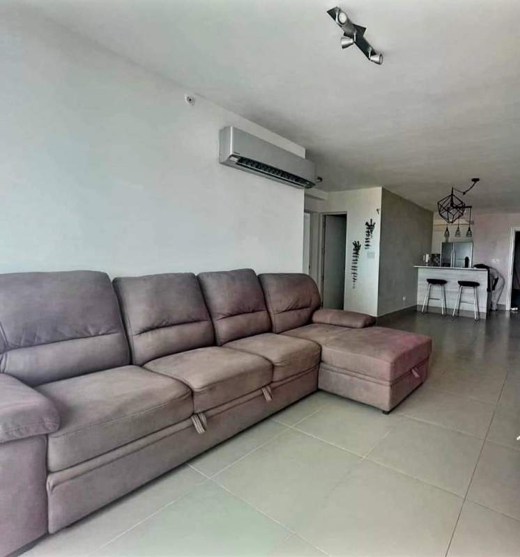 Modern 2BR Apartment PH Altamira El Cangrejo with Balcony Pool Gym