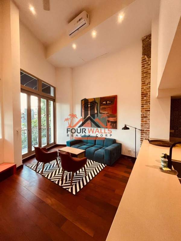 Spacious open living dining mezzanine loft furnished PH Jeronimo Casco Viejo