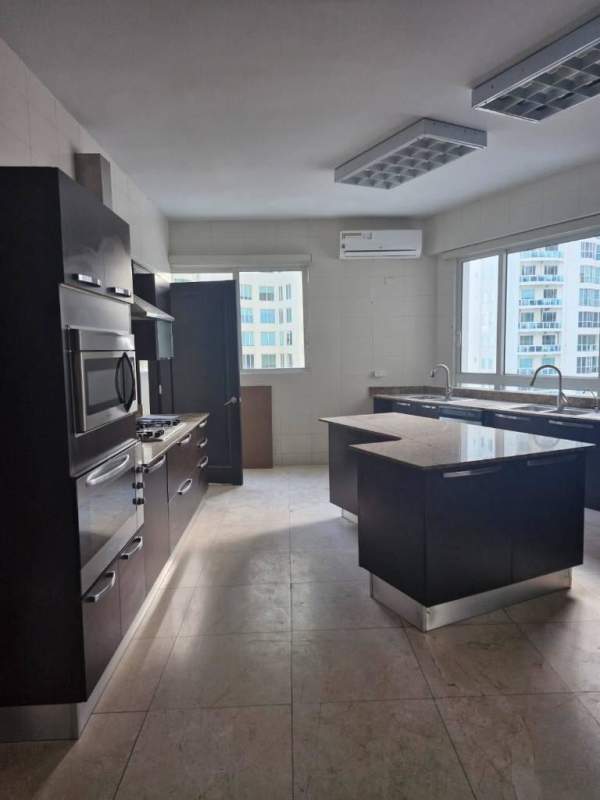 Marble luxury master bathroom with panoramic window, soaking tub, double vanity PH Ocean Club Punta Pacifica Panama