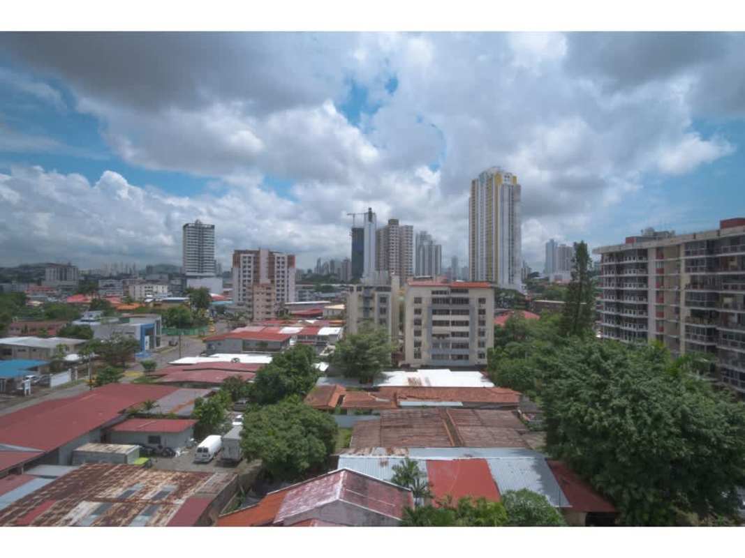 Bedroom with windows natural light city view PH Brisas del Carmen Bella Vista Panama