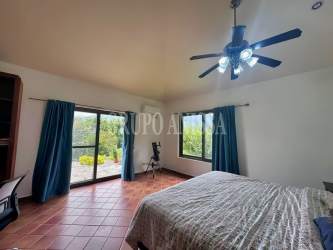 Spacious covered terrace with panoramic mountain views and stone flooring in Altos del María Punta Pacífica Panama