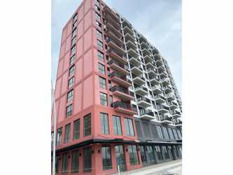 Lush landscaped gardens and children’s play zones in River Valley Panama Pacifico