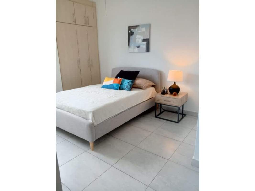 Kitchen with granite counters, appliances, ceramic tiles PH Luxor El Cangrejo Panama