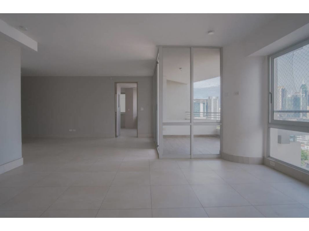 Modern bedroom large windows natural light PH Luxor Tower El Cangrejo Panama