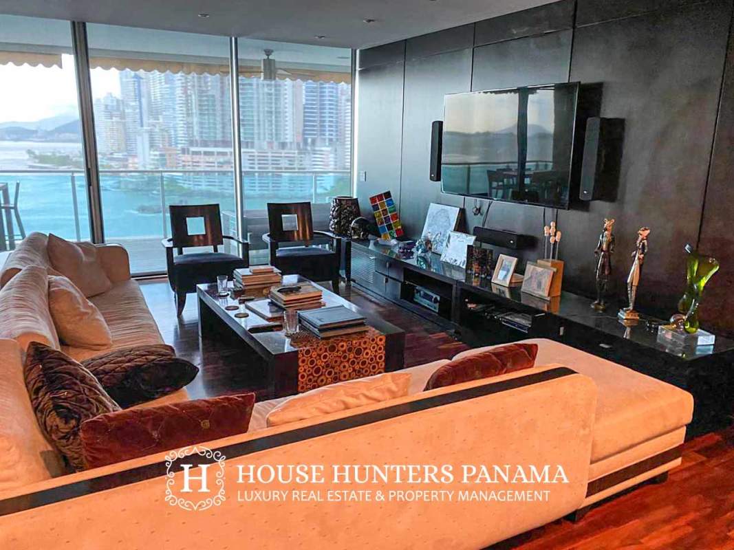 Luxury bathroom marble finishes panoramic ocean city views PH Aquamare Punta Pacifica