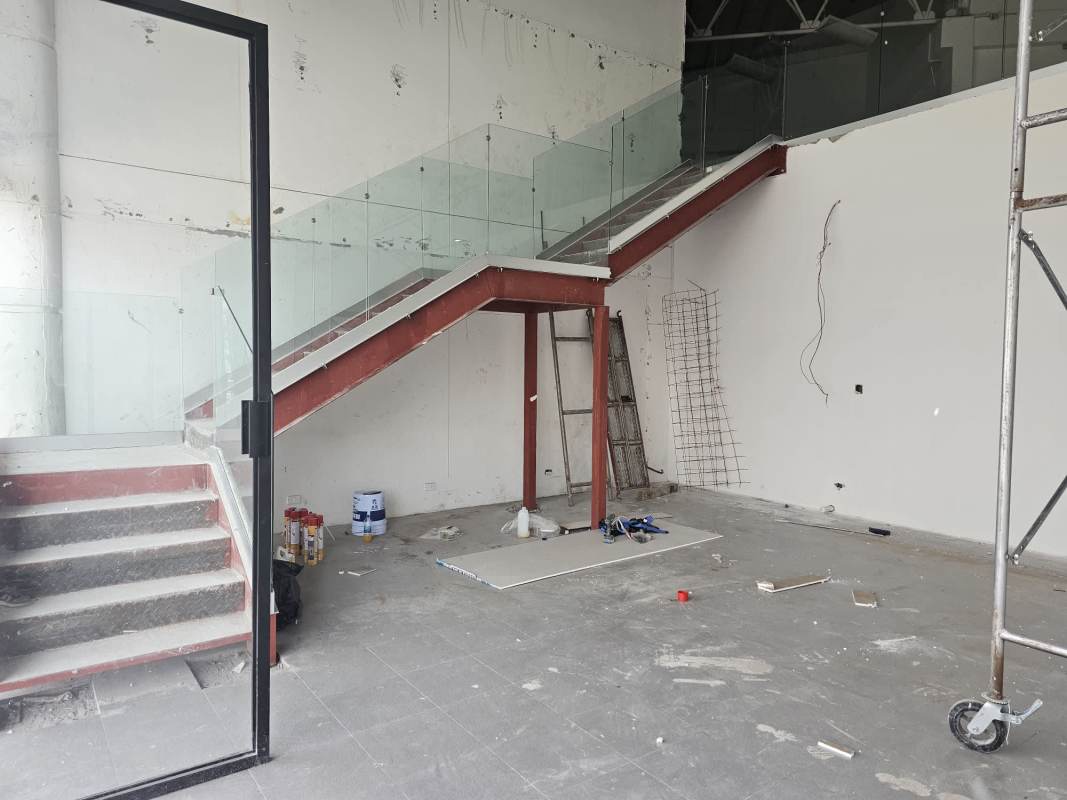 Commercial 358m2 Storefront on Calle 50 San Francisco