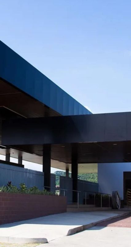 Modern bathroom with glass shower enclosure and tile PH Victoria Panama