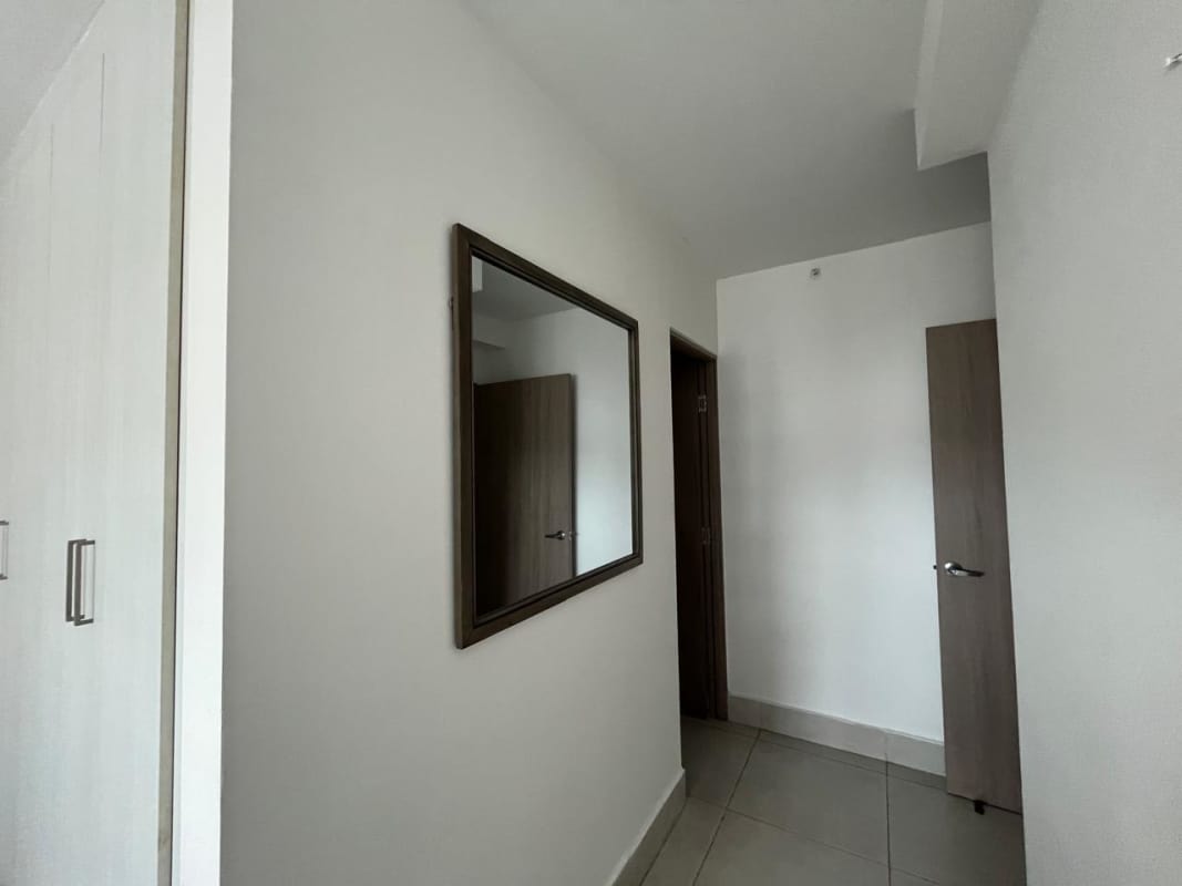 Private balcony with skyline view PH Plaza Edison El Dorado Panama