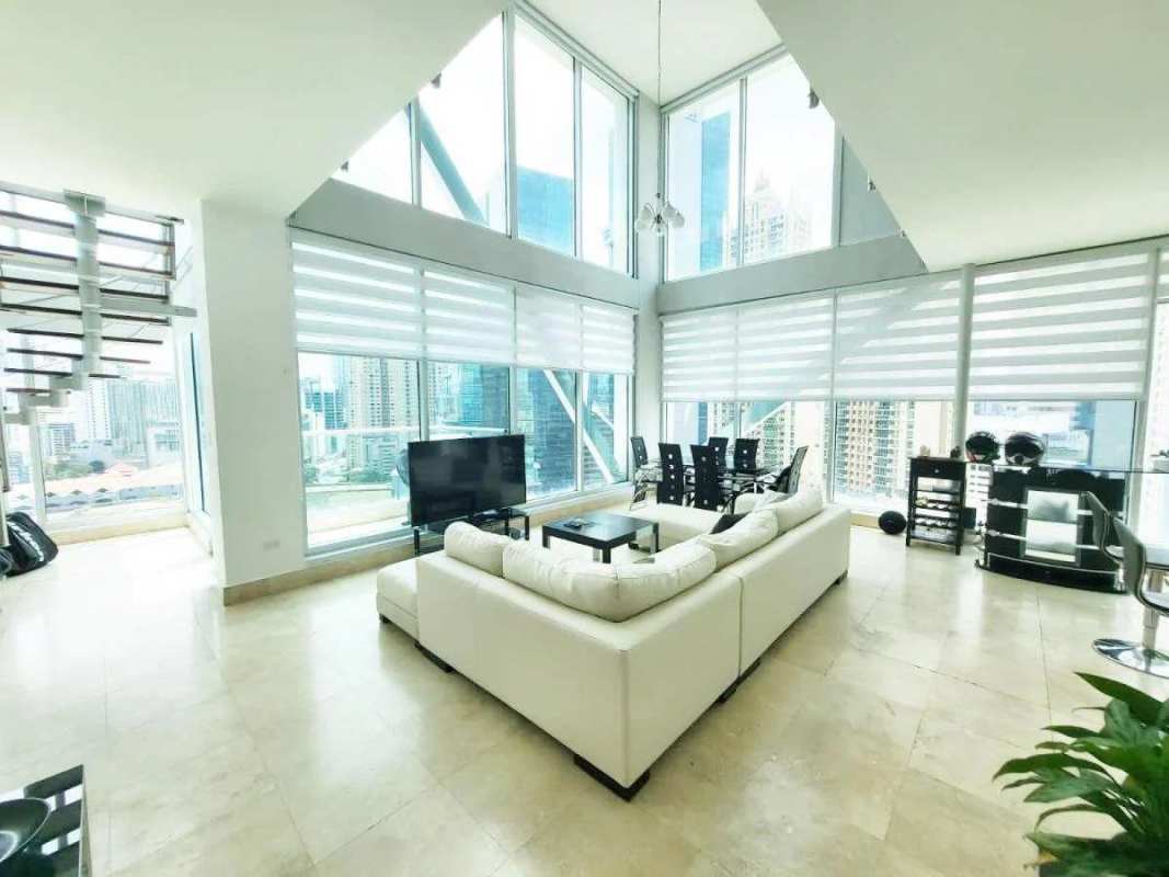 Double height loft with ocean skyline views in PH Ventanas del Mar Panama
