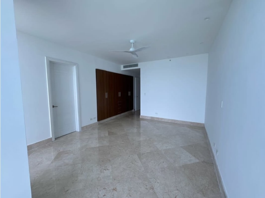 Gourmet kitchen with granite countertops, island, stainless appliances in luxury PH Pacific Point Paitilla Panama