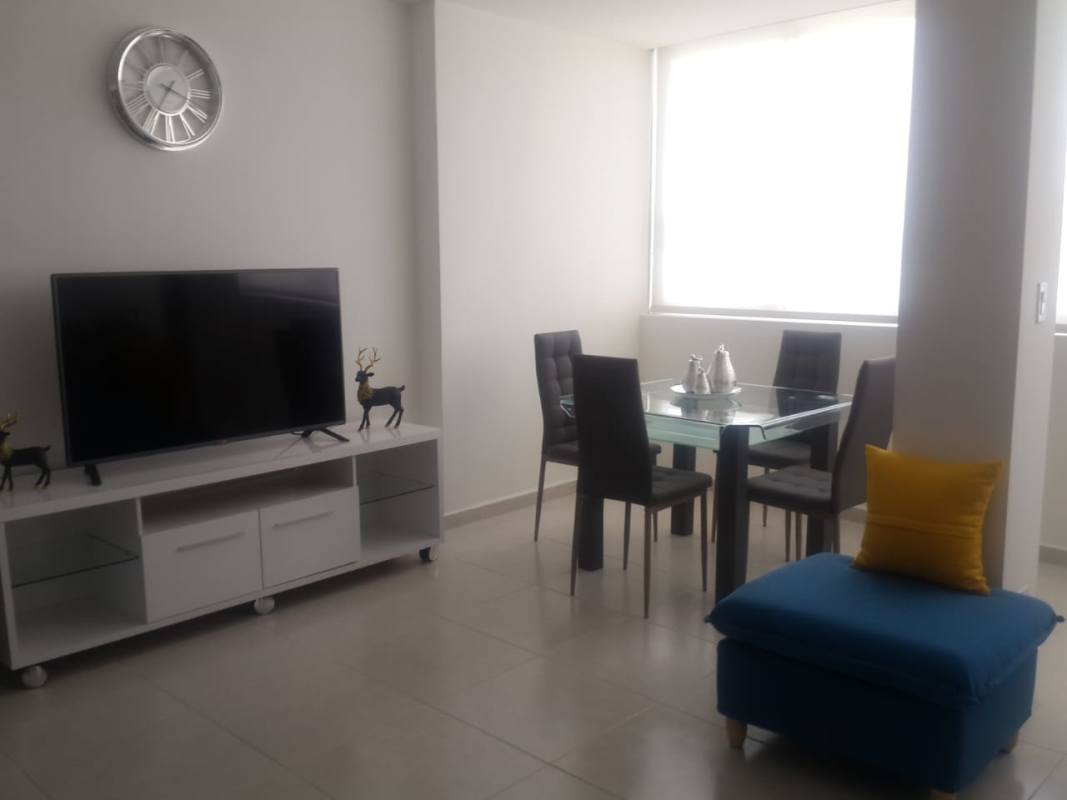 High-rise PH Bay View curved balconies marble white facade on Avenida Balboa waterfront Panama