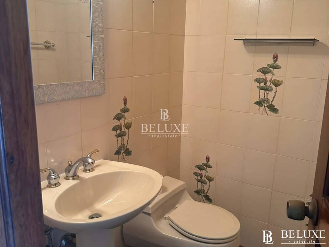 Private swimming pool with sun deck, terrace, BBQ area and garden luxury home rental in Altos del Golf Panama