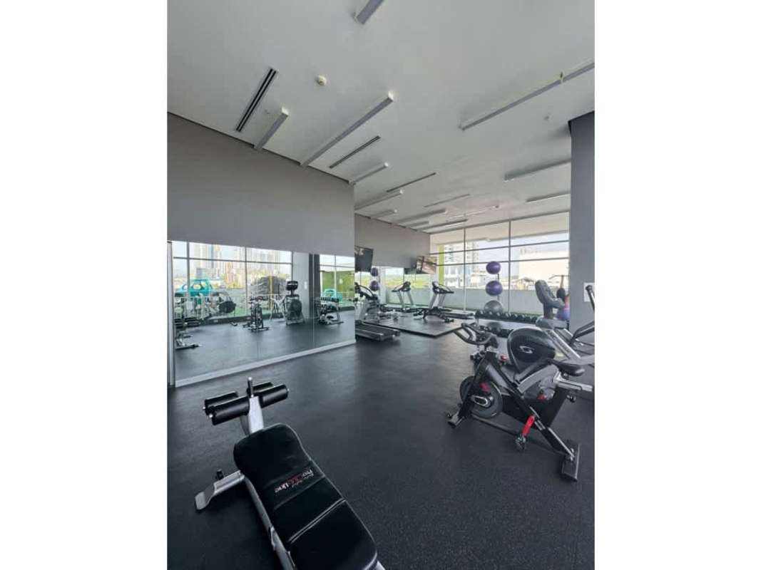 Bright master bedroom with panoramic view in PH Vivendi Green Edison Park Panama