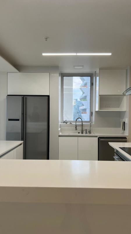 Oceanfront Luxury 2BR Condo PH Rivage Avenida Balboa